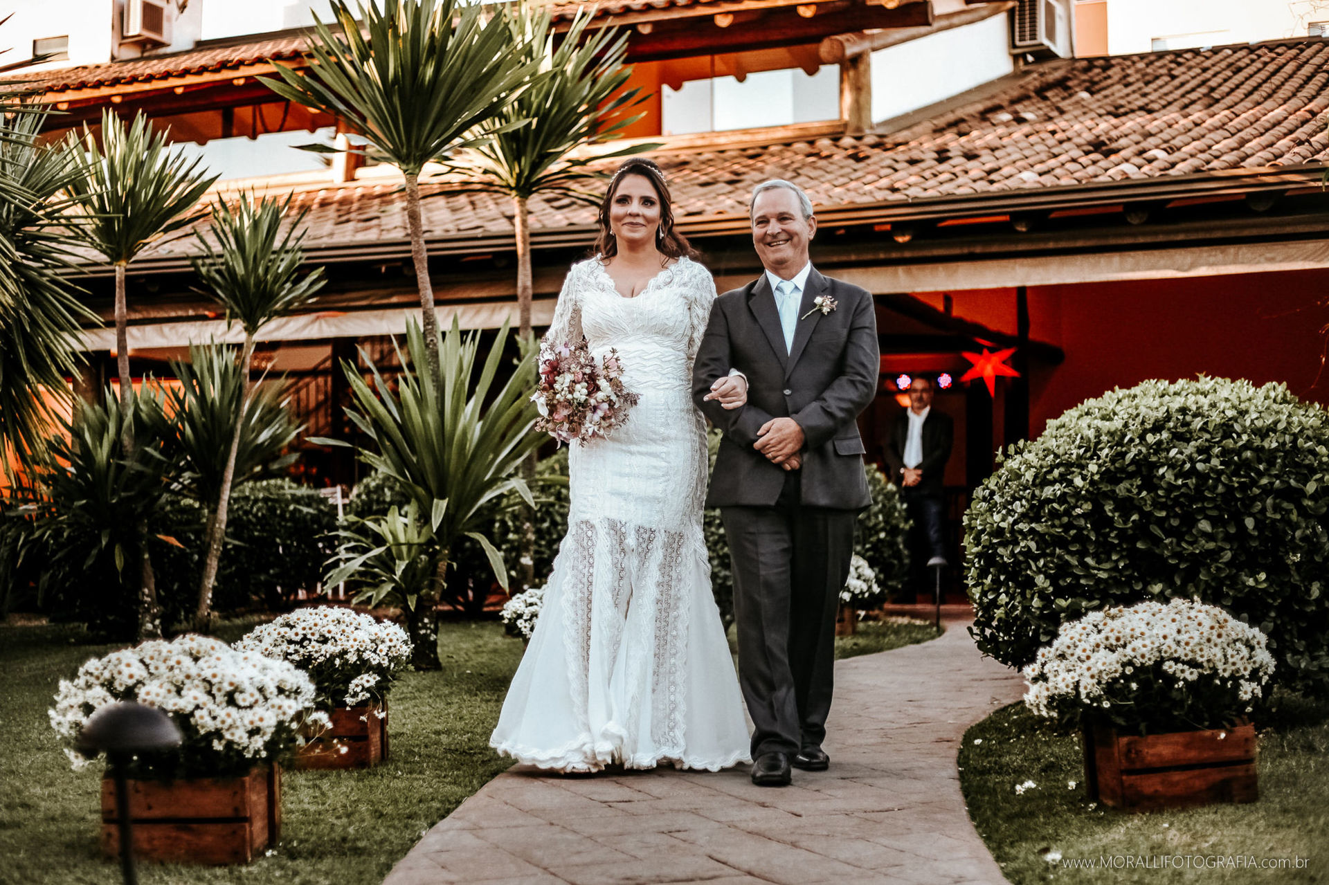 Foto CASAMENTO - CASA TERRANA DE LETICIA E TALES Foto CASAMENTO - CASA TERRANA DE LETICIA E TALES - Imagem 4