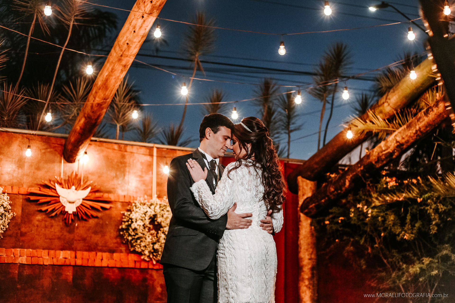Foto CASAMENTO - CASA TERRANA DE LETICIA E TALES Foto CASAMENTO - CASA TERRANA DE LETICIA E TALES - Imagem 31